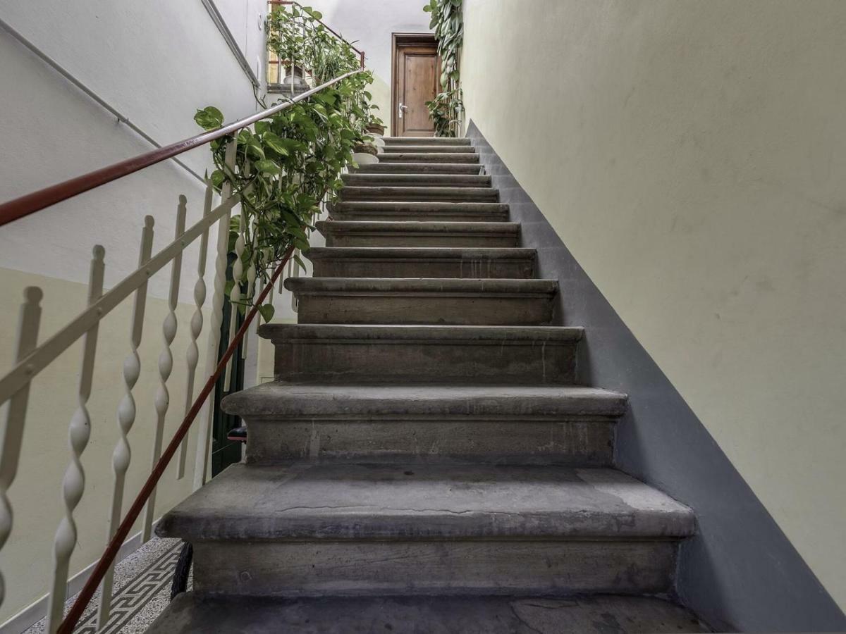 Hospalita Florence Luaran gambar