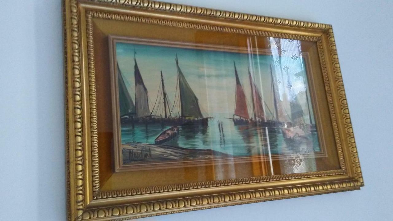 Hospalita Florence Luaran gambar